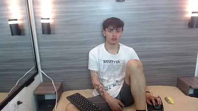 Jerom xx online show from 10-07-25, 07:33