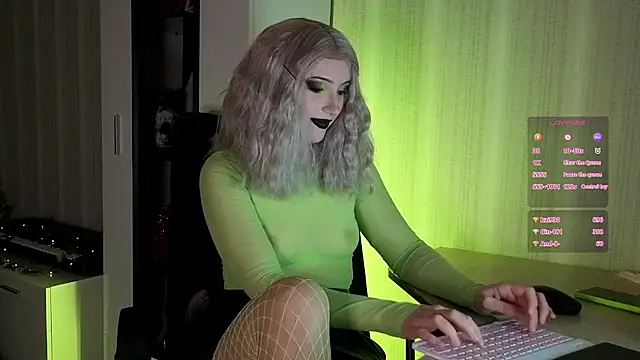 violet-siren-x online show from 11-05-25, 09:26