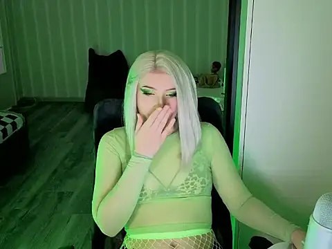 violet-siren-x online show from 02-25-26, 08:46