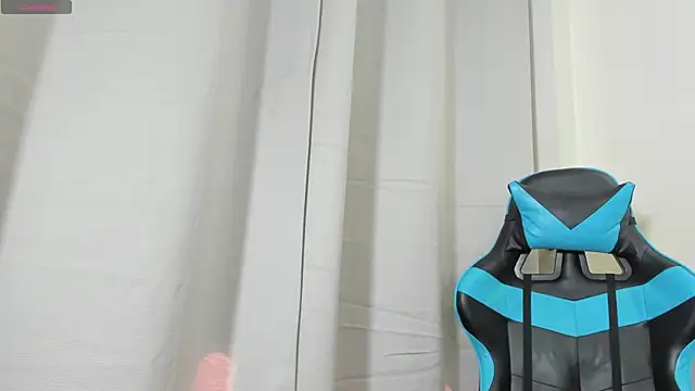 Snapshot of violett__rousee chatting on 10-09-25, 02:26 violett rousee online show from 10-09-25, 02:26