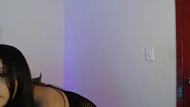 AnalyMilles online show from 05-12-26, 08:06