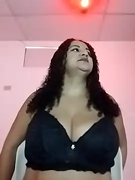 MEYBELLATINA online show from 10-04-25, 08:18