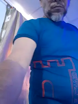 Snapshot of ANTHONYHOTT69 chatting on 10-21-25, 09:04 ANTHONYHOTT69 online show from 10-21-25, 09:04