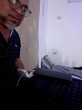 Snapshot of ANTHONYHOTT69 chatting on 11-07-25, 10:43 ANTHONYHOTT69 online show from 11-07-25, 10:43