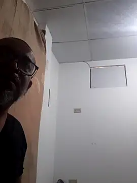 Snapshot of ANTHONYHOTT69 chatting on 11-08-25, 09:02 ANTHONYHOTT69 online show from 11-08-25, 09:02