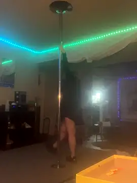 Snapshot of BuzzBunni69 chatting on 10-06-25, 03:48 BuzzBunni69 online show from 10-06-25, 03:48