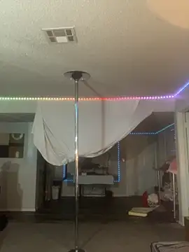 Snapshot of BuzzBunni69 chatting on 10-10-25, 04:44 BuzzBunni69 online show from 10-10-25, 04:44