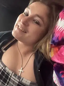 Snapshot of BuzzBunni69 chatting on 10-25-25, 04:53 BuzzBunni69 online show from 10-25-25, 04:53