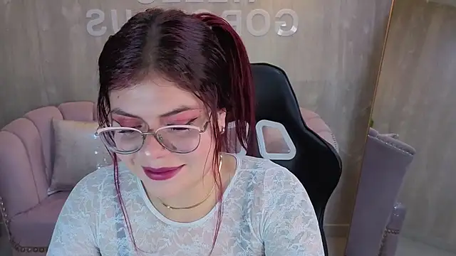 Snapshot of draviana_a_ chatting on 10-17-25, 03:10 draviana a online show from 10-17-25, 03:10