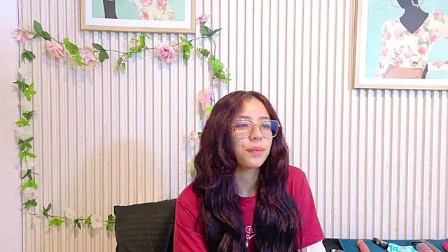 Snapshot of Abrilmirren chatting on 03-16-26, 11:14 Abrilmirren online show from 03-16-26, 11:14