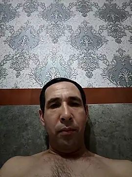 Snapshot of AlbertinXSmile chatting on 09-25-25, 01:48 AlbertinXSmile online show from 09-25-25, 01:48