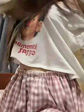Quynhbabysexy online show from 07-19-26, 06:17