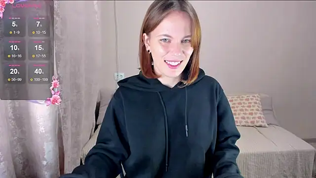 Snapshot of EvaCordy chatting on 10-17-25, 05:37 EvaCordy online show from 10-17-25, 05:37