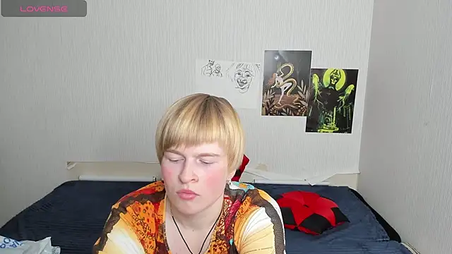 Cattie w  online show from 11-20-25, 01:17