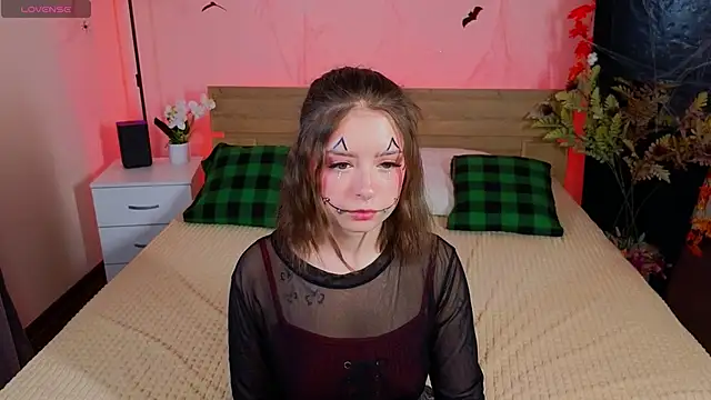  Amelia Shine  online show from 10-16-25, 11:00