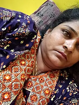 navyasree143 online show from 10-20-25, 10:43