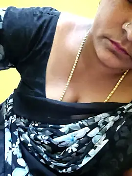 navyasree143 online show from 11-01-25, 02:08