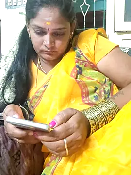 navyasree143 online show from 05-11-26, 02:45