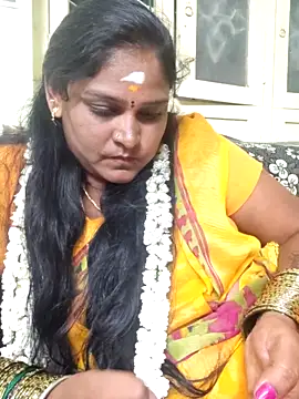 navyasree143 online show from 05-11-26, 04:48