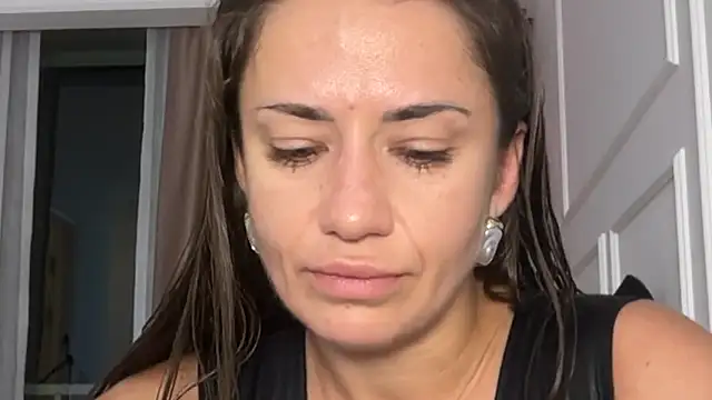 Roriann online show from 03-17-26, 04:21