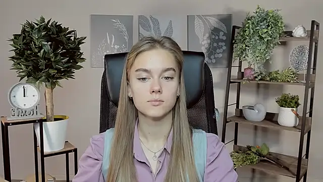 JuneWoods online show from 11-12-25, 07:42