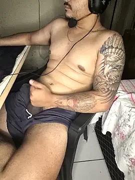 Snapshot of gtzmoreno chatting on 03-11-26, 04:51 gtzmoreno online show from 03-11-26, 04:51