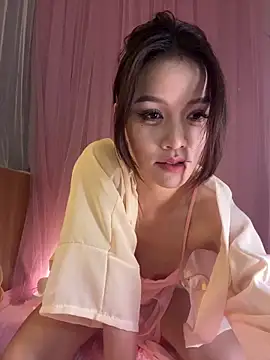 Snapshot of sharony_x chatting on 11-03-25, 02:51 sharony x online show from 11-03-25, 02:51