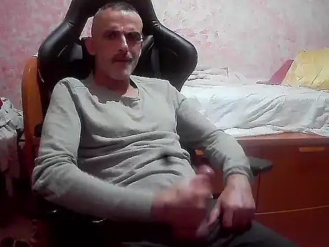 Snapshot of uaintmybabbydaddy chatting on 10-30-25, 05:02 uaintmybabbydaddy online show from 10-30-25, 05:02