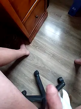 azery27000 online show from 12-01-25, 12:10