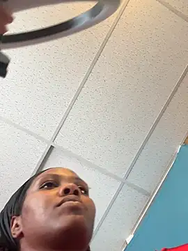 lilthstarr online show from 09-25-25, 03:16