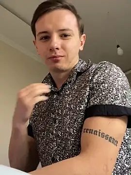 Snapshot of KirilStella chatting on 10-10-25, 12:37 KirilStella online show from 10-10-25, 12:37