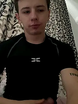 Snapshot of KirilStella chatting on 10-11-25, 09:52 KirilStella online show from 10-11-25, 09:52