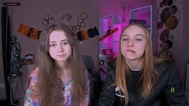 rebecca smile online show from 10-21-25, 06:14