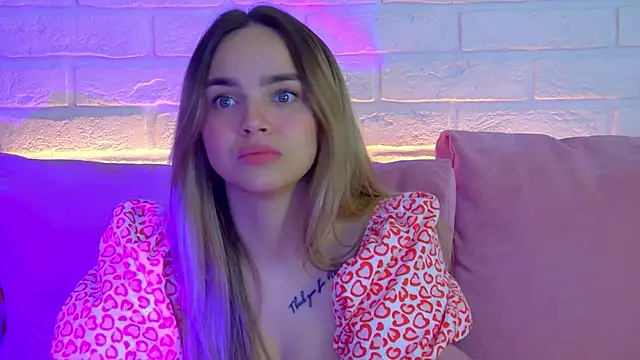 Snapshot of AnitaVenture chatting on 10-05-25, 04:44 AnitaVenture online show from 10-05-25, 04:44