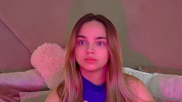 Snapshot of AnitaVenture chatting on 10-09-25, 04:10 AnitaVenture online show from 10-09-25, 04:10