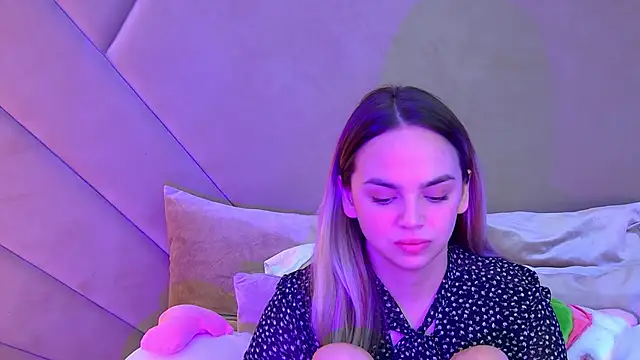 Snapshot of AnitaVenture chatting on 10-11-25, 04:33 AnitaVenture online show from 10-11-25, 04:33