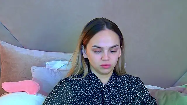 Snapshot of AnitaVenture chatting on 10-11-25, 04:38 AnitaVenture online show from 10-11-25, 04:38