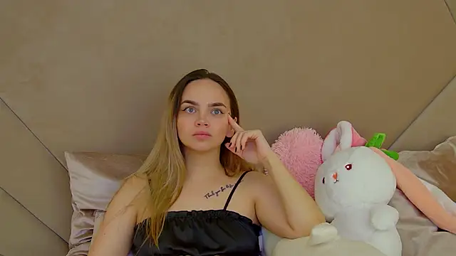 Snapshot of AnitaVenture chatting on 11-09-25, 04:11 AnitaVenture online show from 11-09-25, 04:11