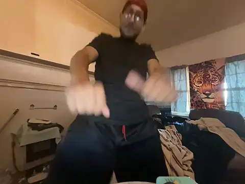 Snapshot of ThrowedWorldWide chatting on 02-11-26, 08:25 ThrowedWorldWide online show from 02-11-26, 08:25