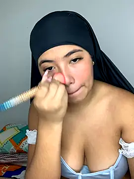 Samara  Amir online show from 10-22-25, 01:22