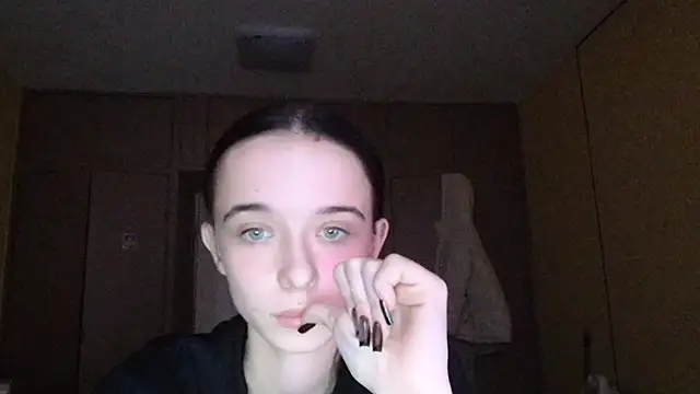 Emilia Light online show from 11-28-25, 09:12