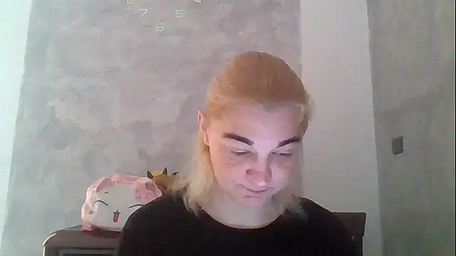 Snapshot of GoldenAngelMilf chatting on 04-12-26, 09:25 GoldenAngelMilf online show from 04-12-26, 09:25