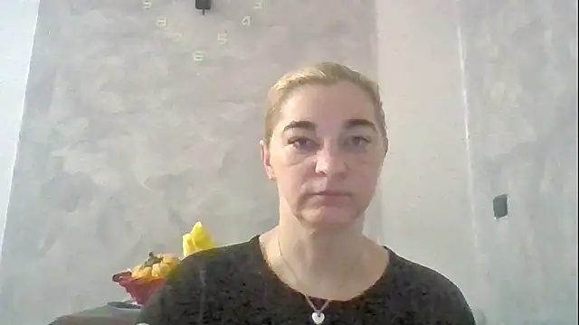 Snapshot of GoldenAngelMilf chatting on 05-07-26, 03:56 GoldenAngelMilf online show from 05-07-26, 03:56