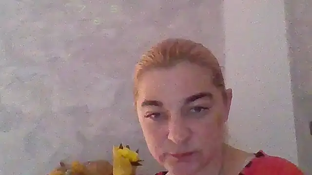 Snapshot of GoldenAngelMilf chatting on 05-15-26, 10:11 GoldenAngelMilf online show from 05-15-26, 10:11