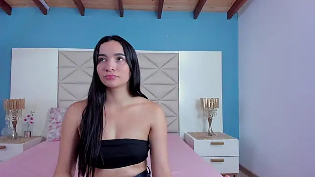 Snapshot of EliDurann chatting on 10-03-25, 12:13 EliDurann online show from 10-03-25, 12:13