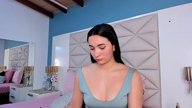 Snapshot of EliDurann chatting on 11-11-25, 11:43 EliDurann online show from 11-11-25, 11:43