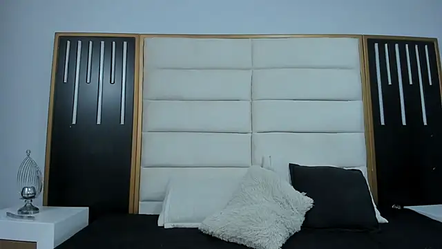 Snapshot of EliDurann chatting on 12-03-25, 11:41 EliDurann online show from 12-03-25, 11:41