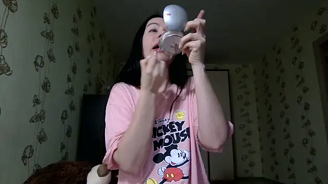 Snapshot of Varivela chatting on 02-15-26, 03:53 Varivela online show from 02-15-26, 03:53