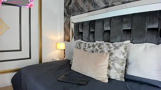 NaylaGrey online show from 02-28-26, 11:44