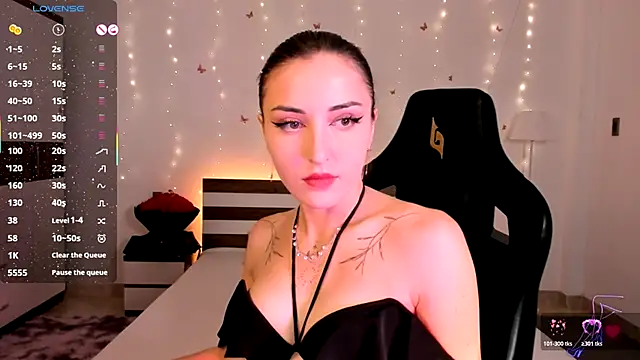 AmyVilvet  online show from 11-09-25, 09:02